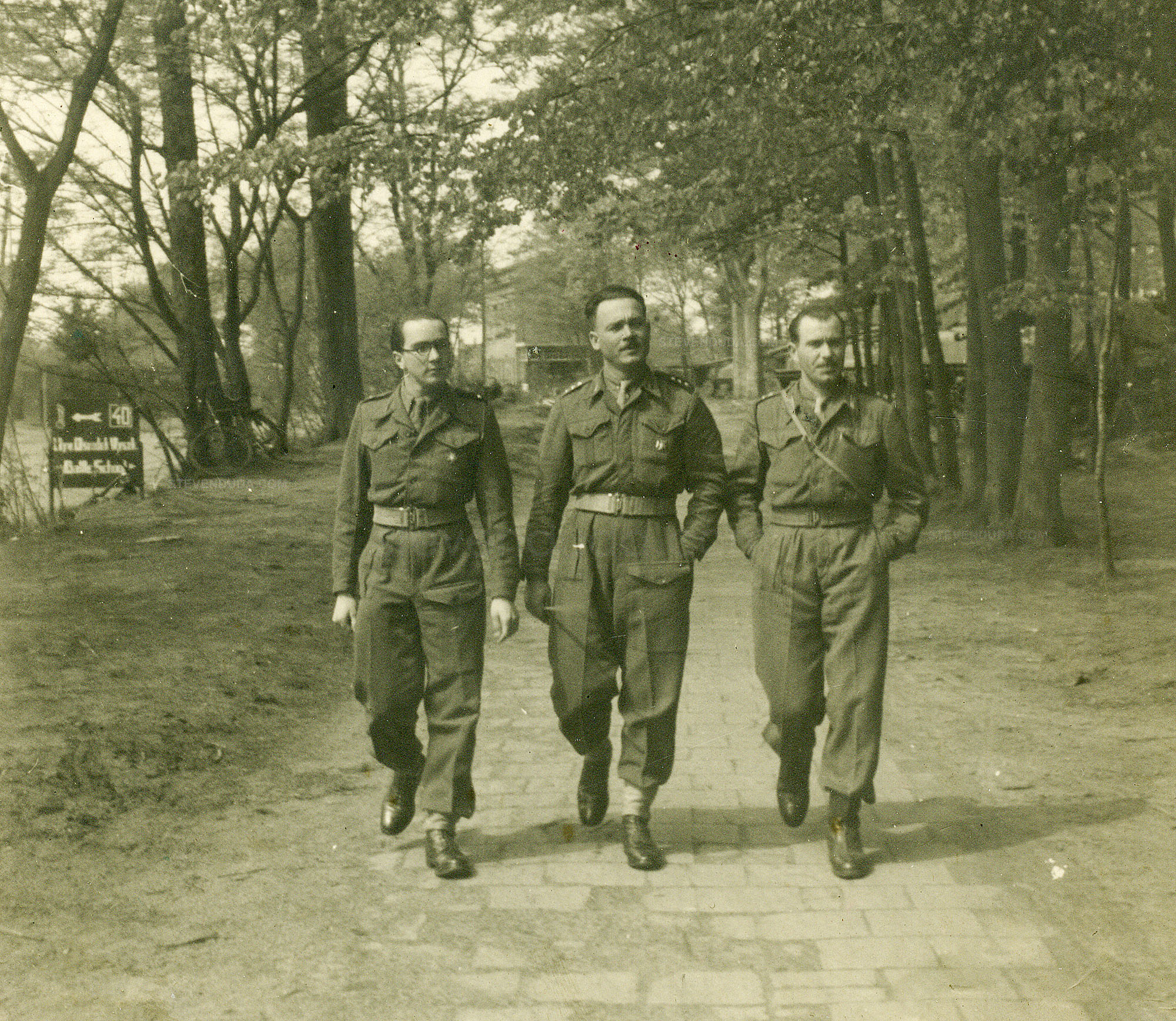 Kazimierz Duda - Zbigniew Mieczkowski - Michalski - probablement Breda - 1945